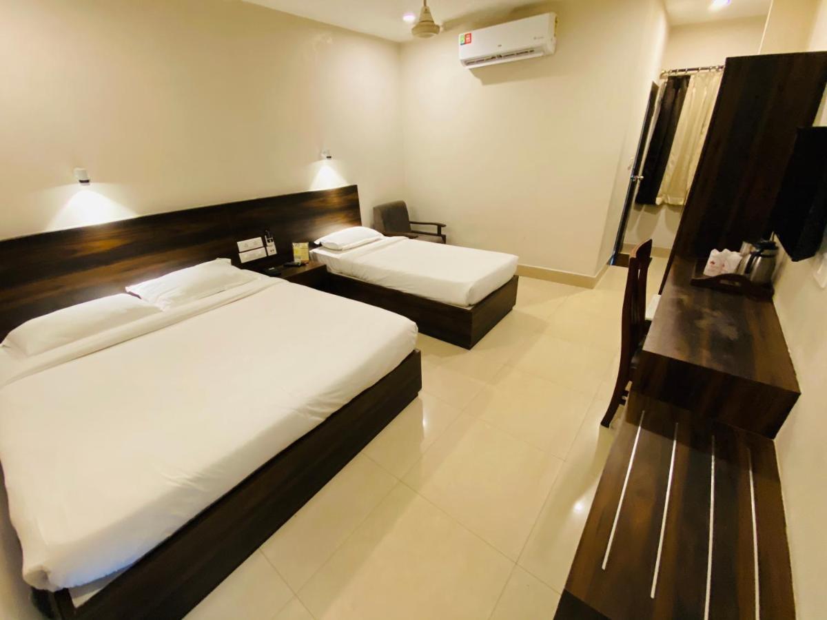 Saluja Residency Hotel Siliguri Exterior foto